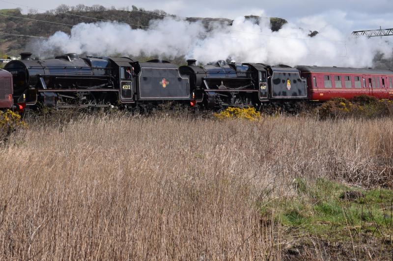 Photo of 5Z46 approaching Dumbarton East 10 April 2017