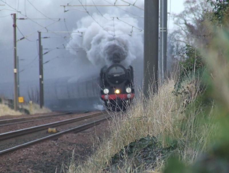 Photo of 30777 approaches St Germains on 20 December 2008