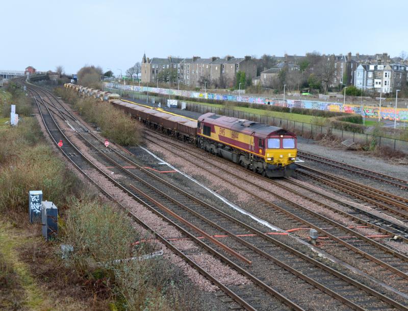 Photo of 66144 Dundee Central Junction