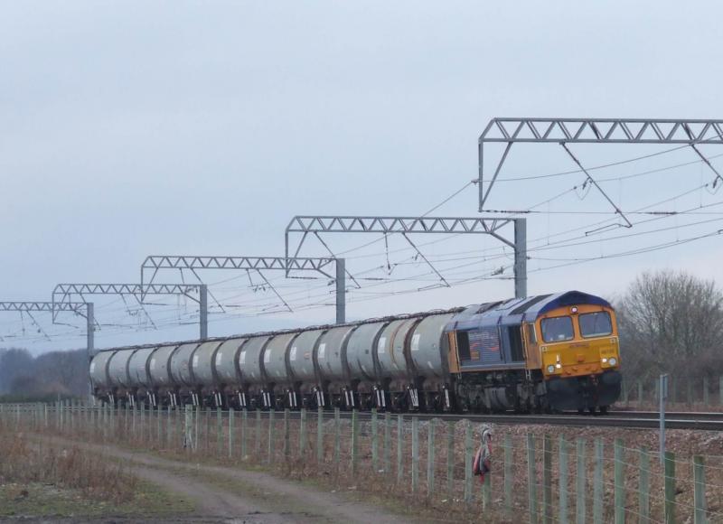 Photo of 6E59 approaches Prestonpans 29 January 2009