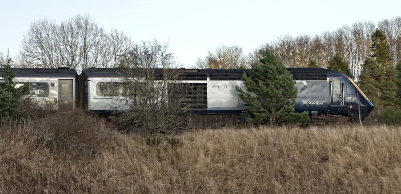 Photo of 43137 COMING OFF THE ROTHIEMAY VIADUCT 16.12.23.jpg