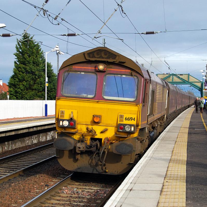 Photo of A GM Thing passing Prestonpans