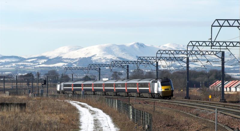 Photo of HST approaching Prestonpans