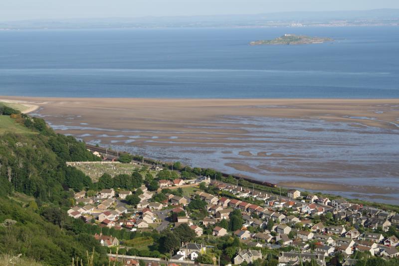 Photo of 67025 at Burntisland