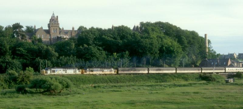 Photo of Inverness Sleeper with 37s