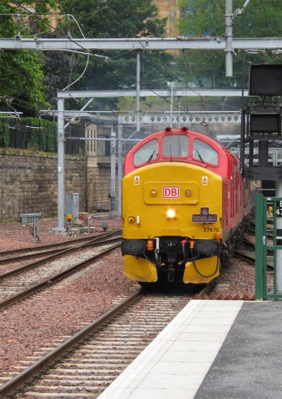 Photo of Northern Belle Arrives At Waverley 