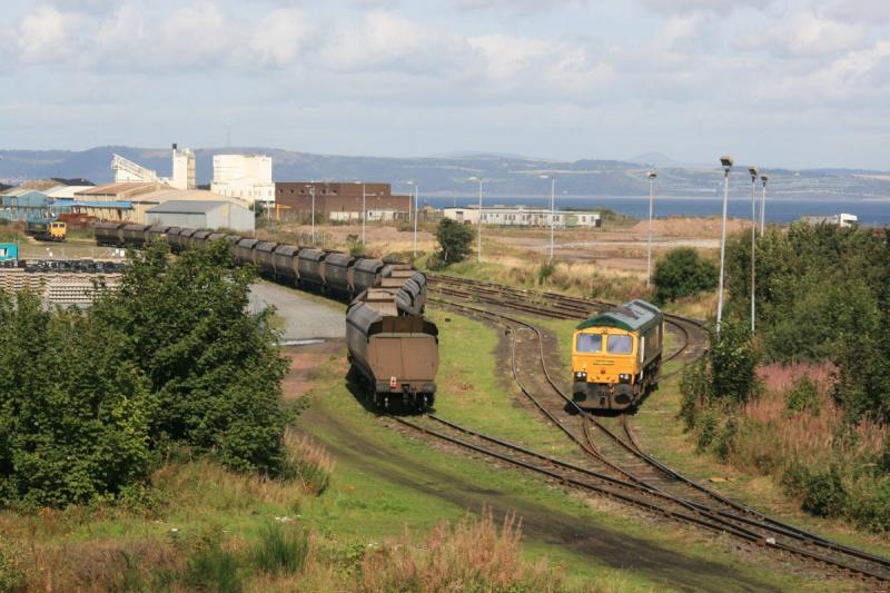 Photo of 4S21 in Leith yard