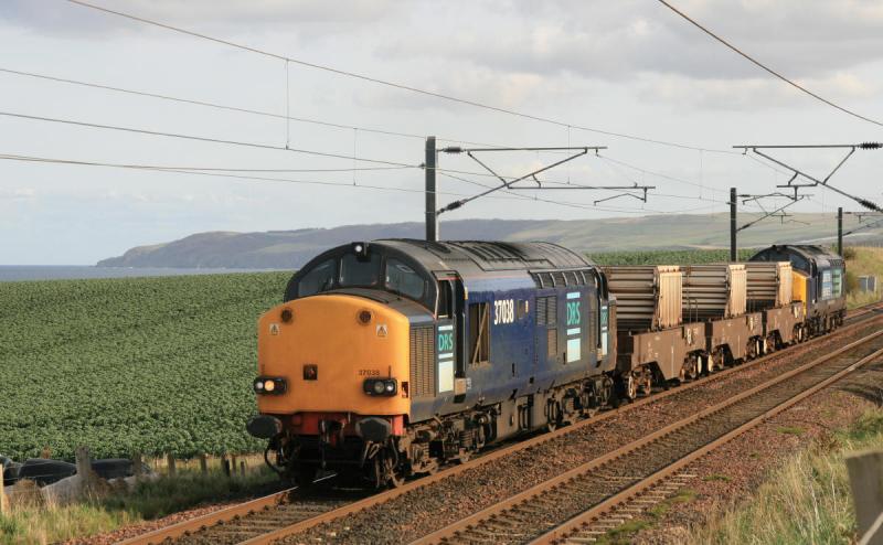 Photo of 37038 on 6M50 