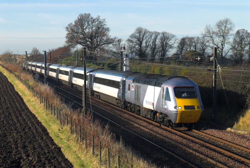 Photo of NXEC HST approaching Drem