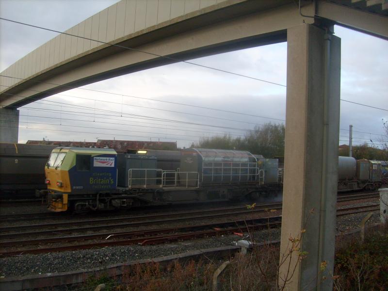 Photo of MPV n Freightliner coal at Barassie