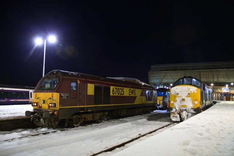 Photo of 37667 at Perth