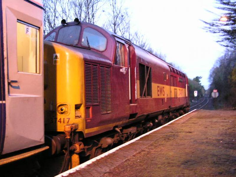 Photo of 37417 at Helensburgh Upper