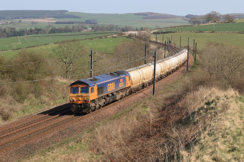 Photo of 66703 on 6S44