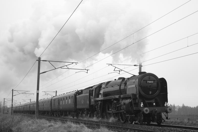 Photo of 70013 attacking Cobbinshaw bank outside of Murieston, Friday 23rd April 2010.