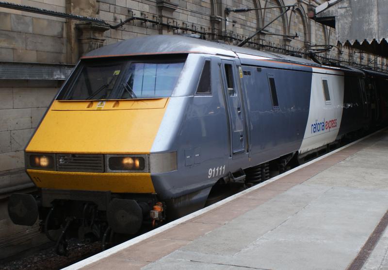 Photo of 91111 with National Express livery