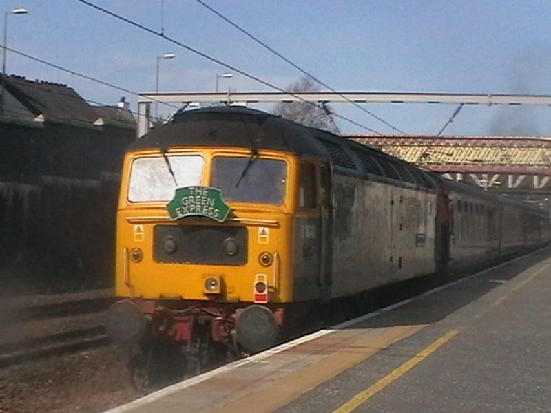 Photo of 47851 On The Green Express