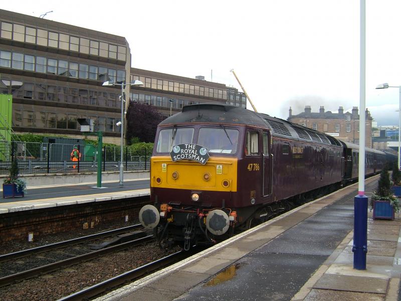 Photo of class 47 at haymarket 20/7/10