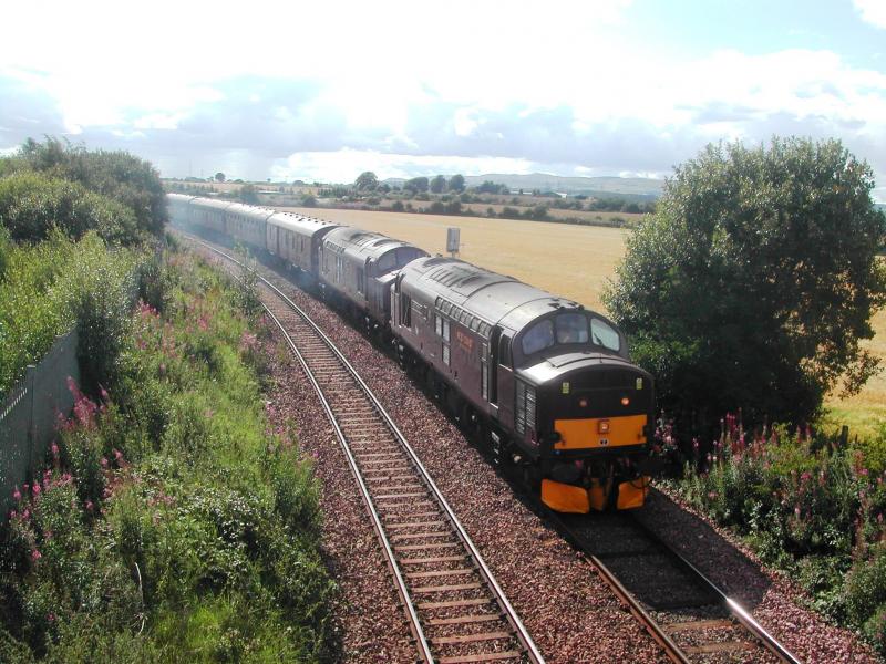 Photo of 37676 and 37516