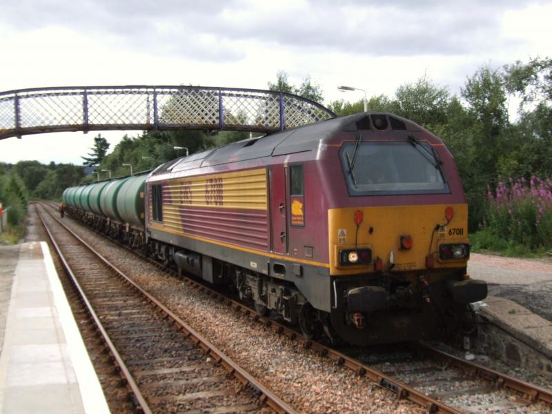 Photo of 67 011 with The Tanks at Lairg