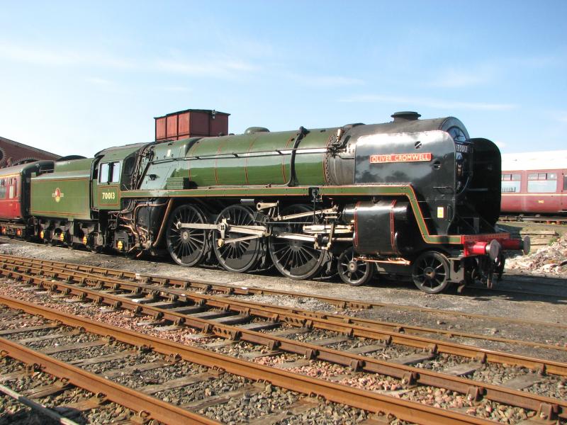 Photo of 70013 Oliver Cromwell 