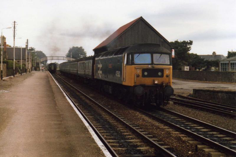 Photo of Nairn - 47563 09.05 Aberdeen - Inverness 17-09-1988