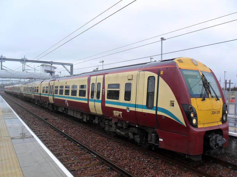 Photo of 334026 at Bathgate