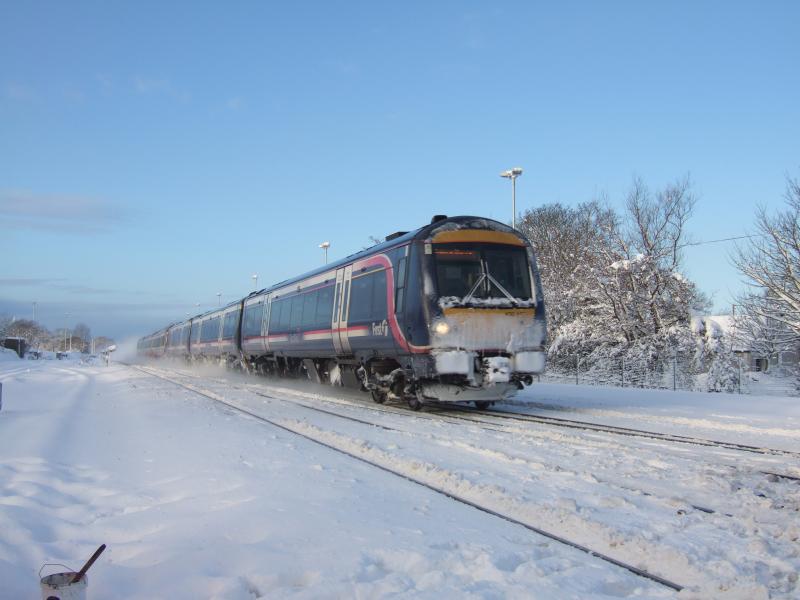 Photo of An E&G service passes Greenhill Upper