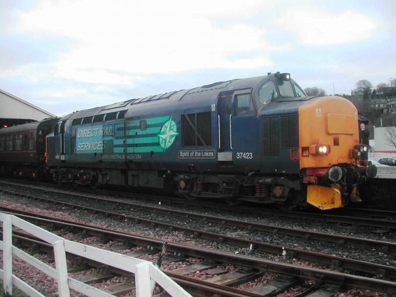 Photo of 37423 at Boness