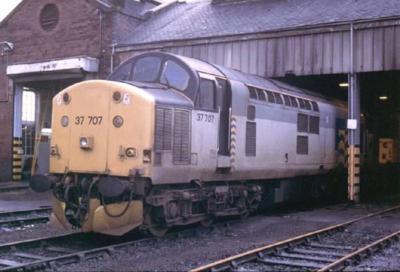 Photo of 37707 at Grangemouth Shed