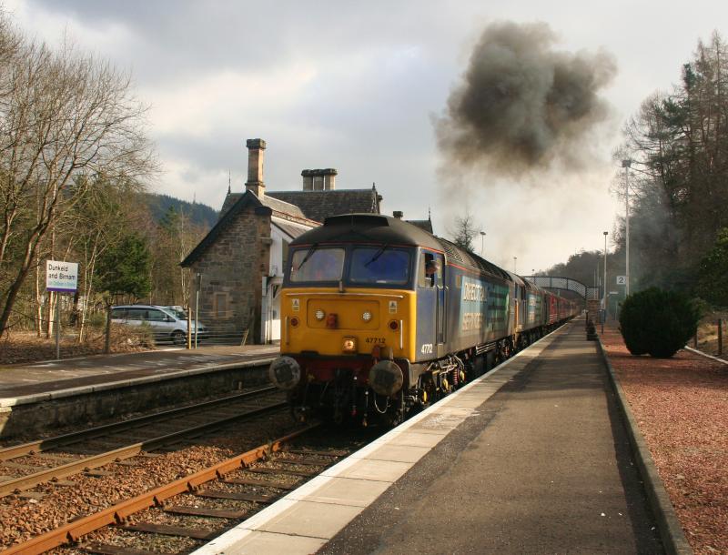 Photo of 47712 47802 5Z70 Dunkeld