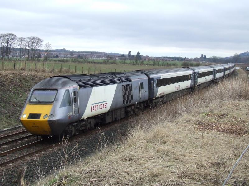 Photo of 43300 Craigentinny approaching Bow of Fife