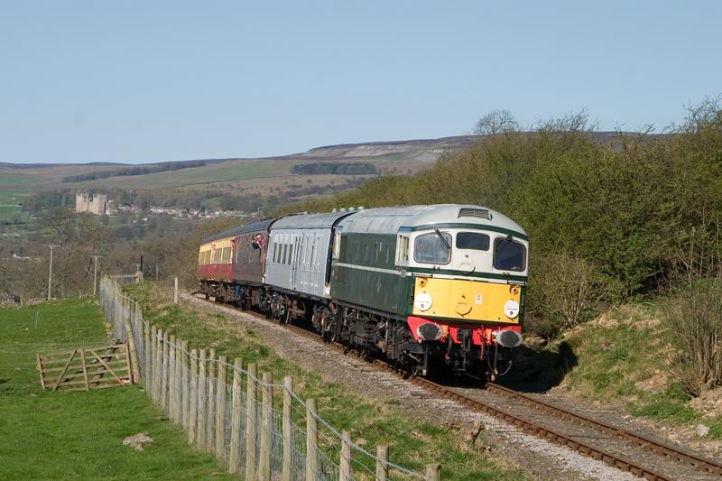 Photo of D5310 at the summit of the climb from Redmire