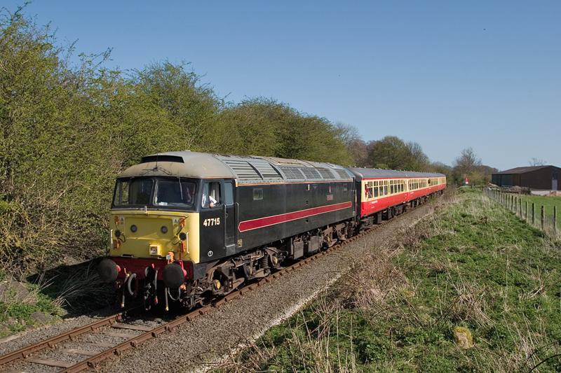 Photo of 47715 near Leyburn