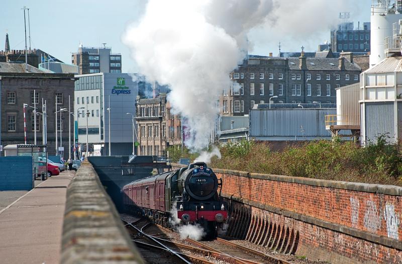 Photo of 46115 exits Dock Street Tunnel, Dundee