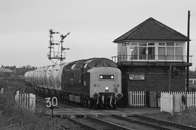 Photo of 55022 Marcheys House crossing, West Sleekburn