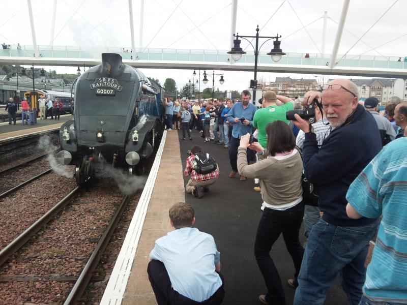 Photo of Sir Nigel Gresley at Stirling Station, 24 April 2011 