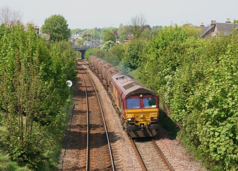 Photo of 66001 6A30 07/05/11 West Ferry