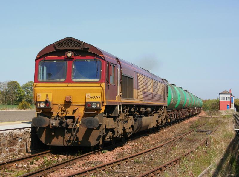 Photo of 66099 6D71 Leuchars 04/05/11