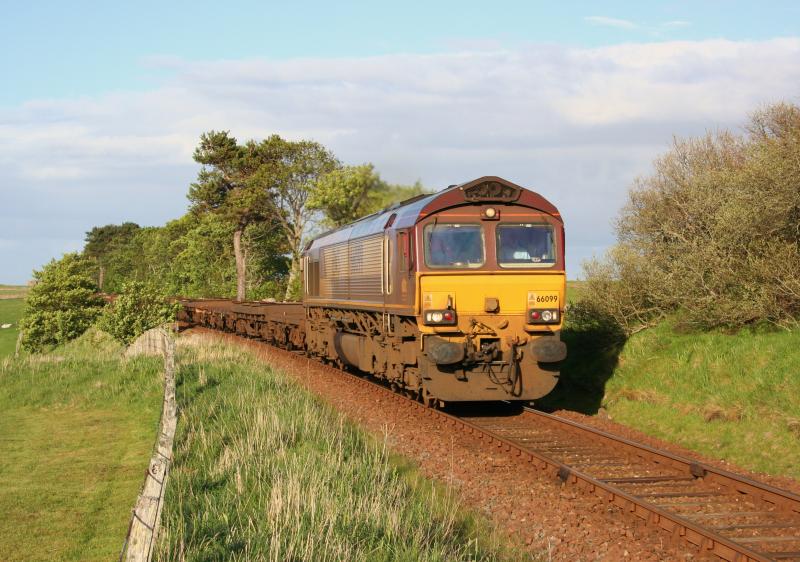 Photo of 66099 at Crackaig 6E69 18/05/11