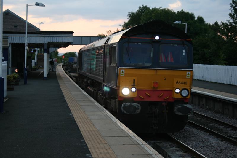 Photo of DRS 66 at Dalmeny with intermodal