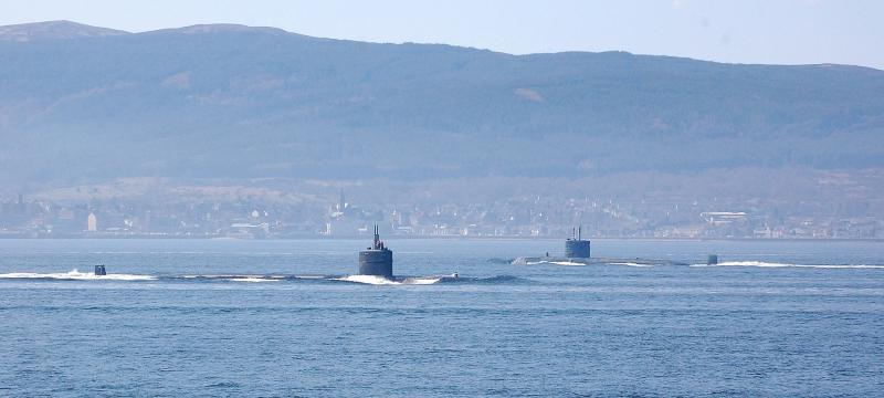 Photo of HMS Torbay meets USS Pittsburgh.JPG