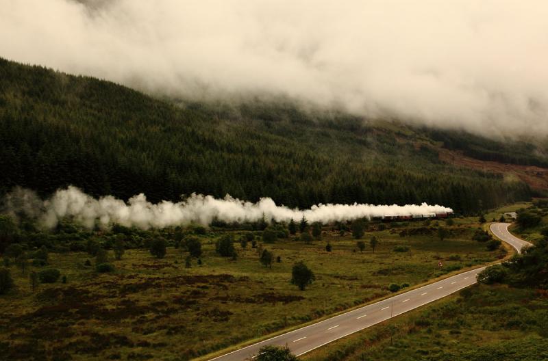 Photo of 45231 and Queen of Scots, Glen Lochy