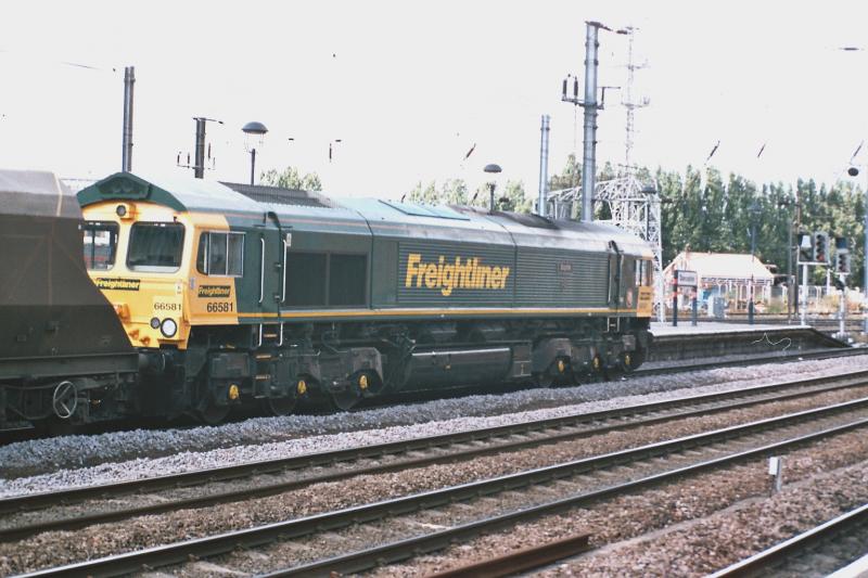 Photo of 66581 Sophie at Doncaster.