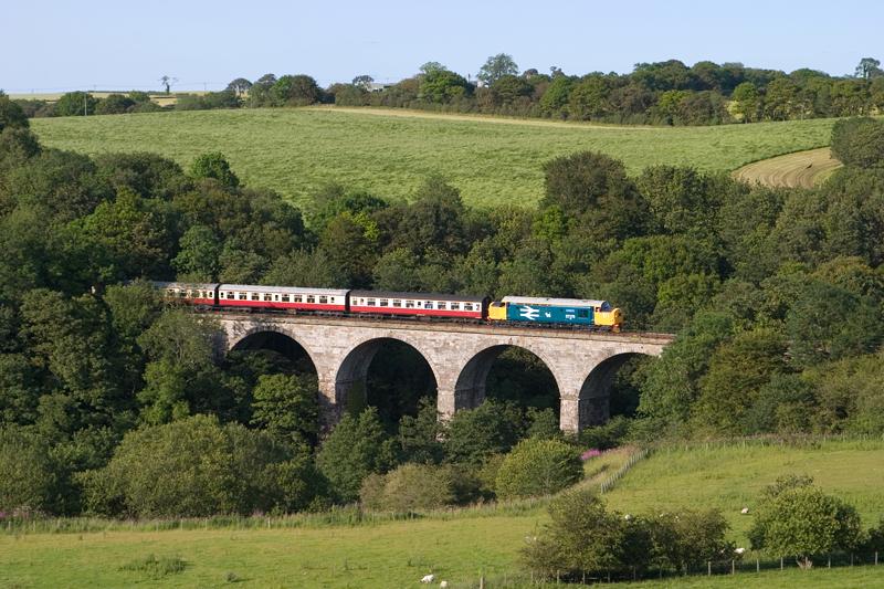 Photo of 37175 Avon viaduct (1)