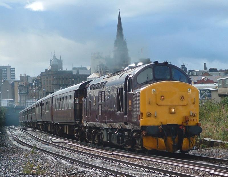 Photo of 37416 Royal Scotsman Dundee