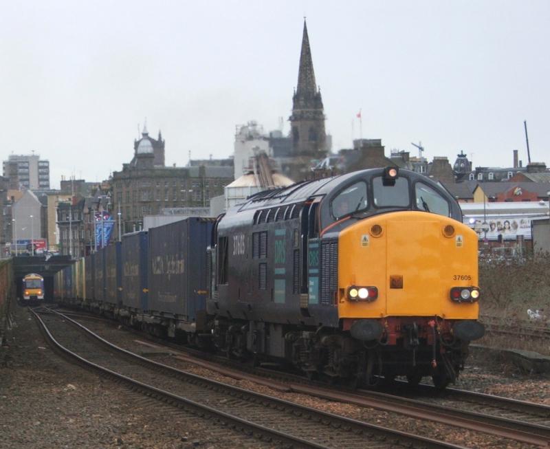 Photo of 37605 4A11 Dundee