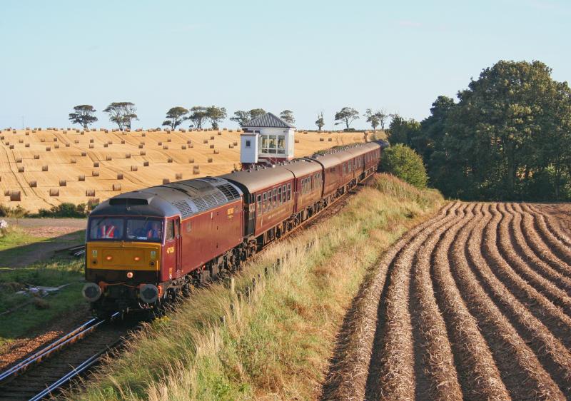 Photo of 47826 Royal Scotsman Usan