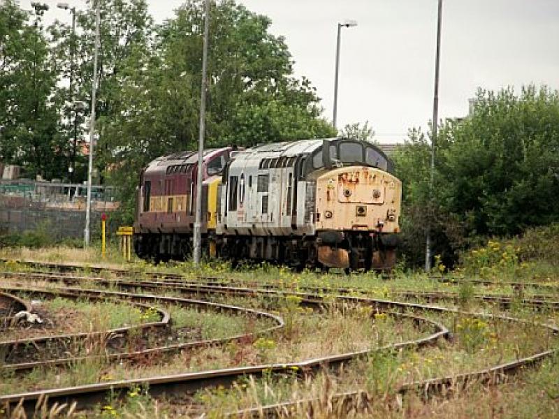 Photo of 37427/424 @ Motherwell 21 July 2007